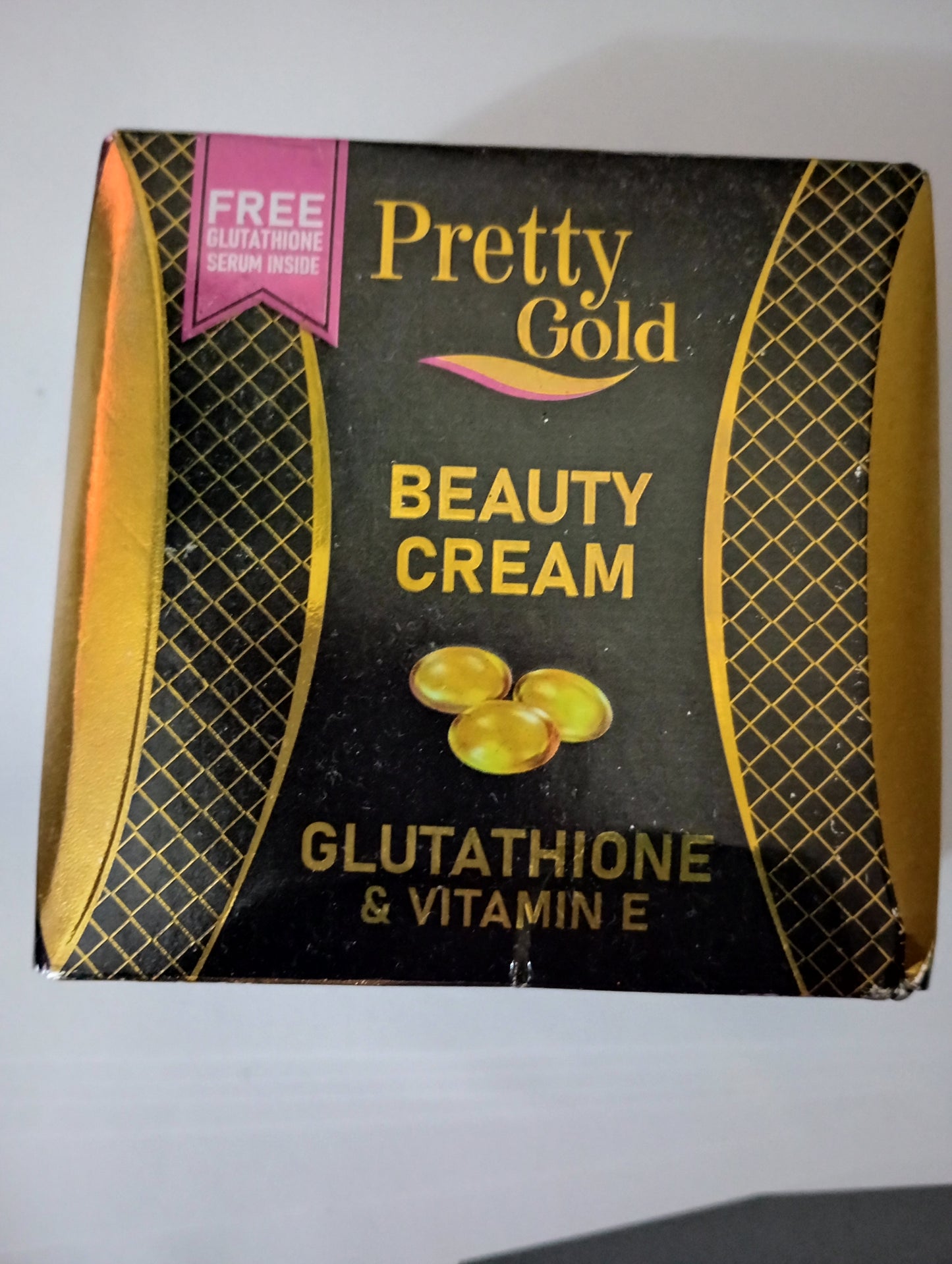 PRETTY GOLD BEAUTY CREAM/ FAST ACTION IN DAYS